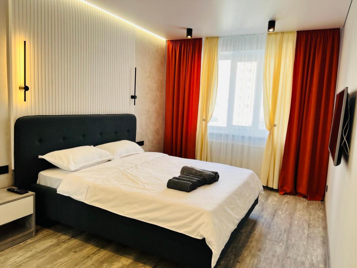 Gold Apartment Vysochana18 イヴァーノ＝フランキーウシク エクステリア 写真