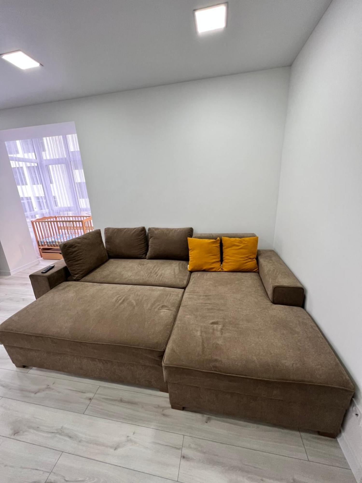 Gold Apartment Vysochana18 イヴァーノ＝フランキーウシク エクステリア 写真