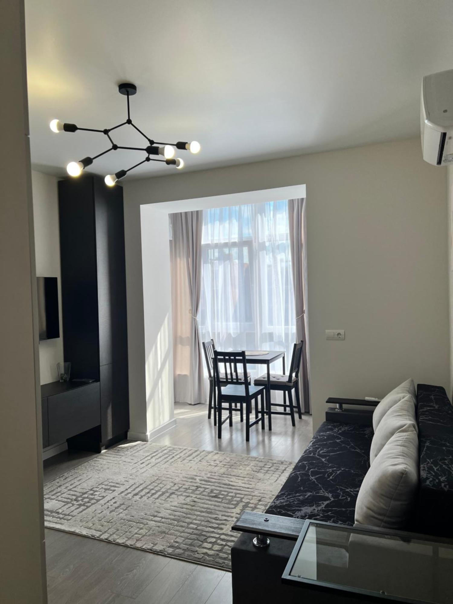Gold Apartment Vysochana18 イヴァーノ＝フランキーウシク エクステリア 写真