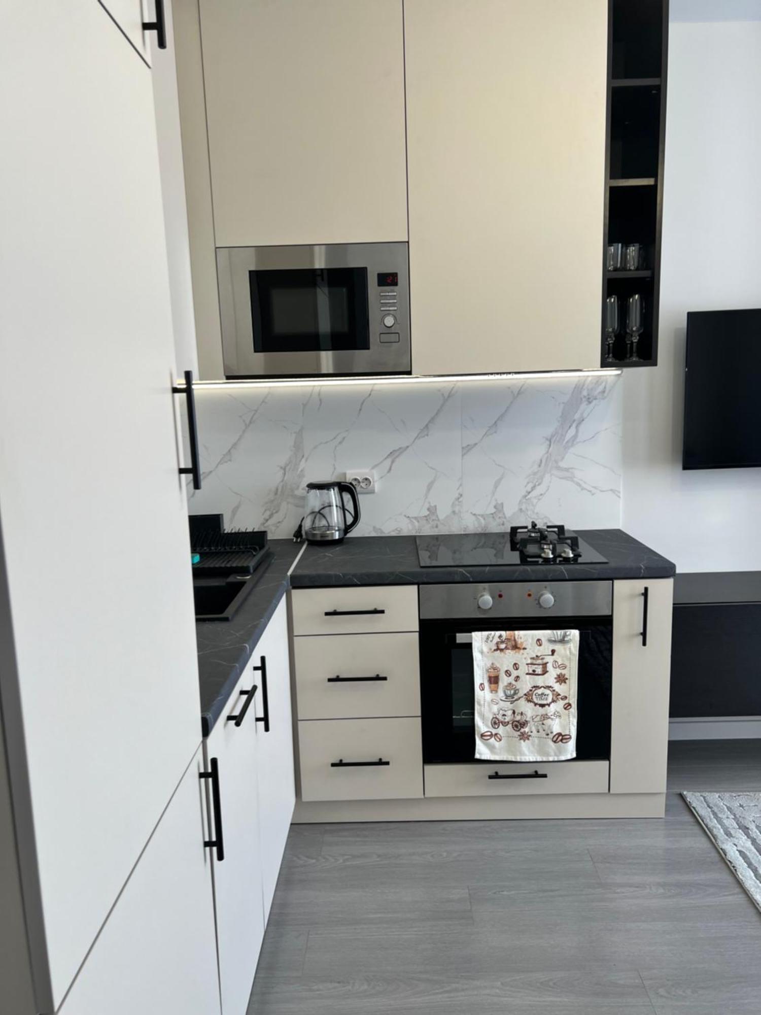 Gold Apartment Vysochana18 イヴァーノ＝フランキーウシク エクステリア 写真